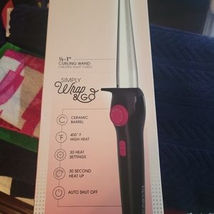 Brand new curling wand